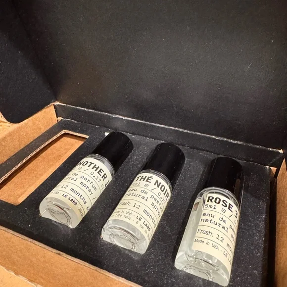 Le Labo Rose 31 Eau de Parfum - .17 fl oz from discovery set - Picture 3 of 4